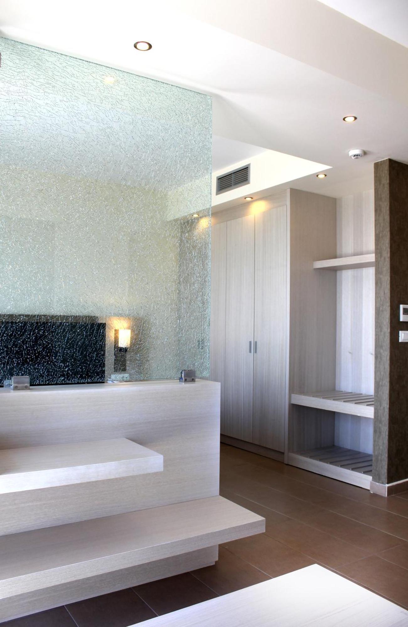 Sea Melody Beach Hotel Apartments Іялісос Екстер'єр фото