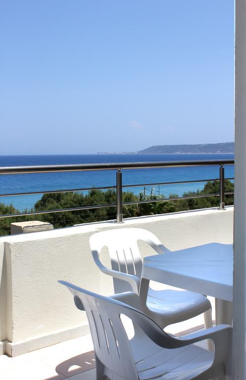 Sea Melody Beach Hotel Apartments Іялісос Номер фото