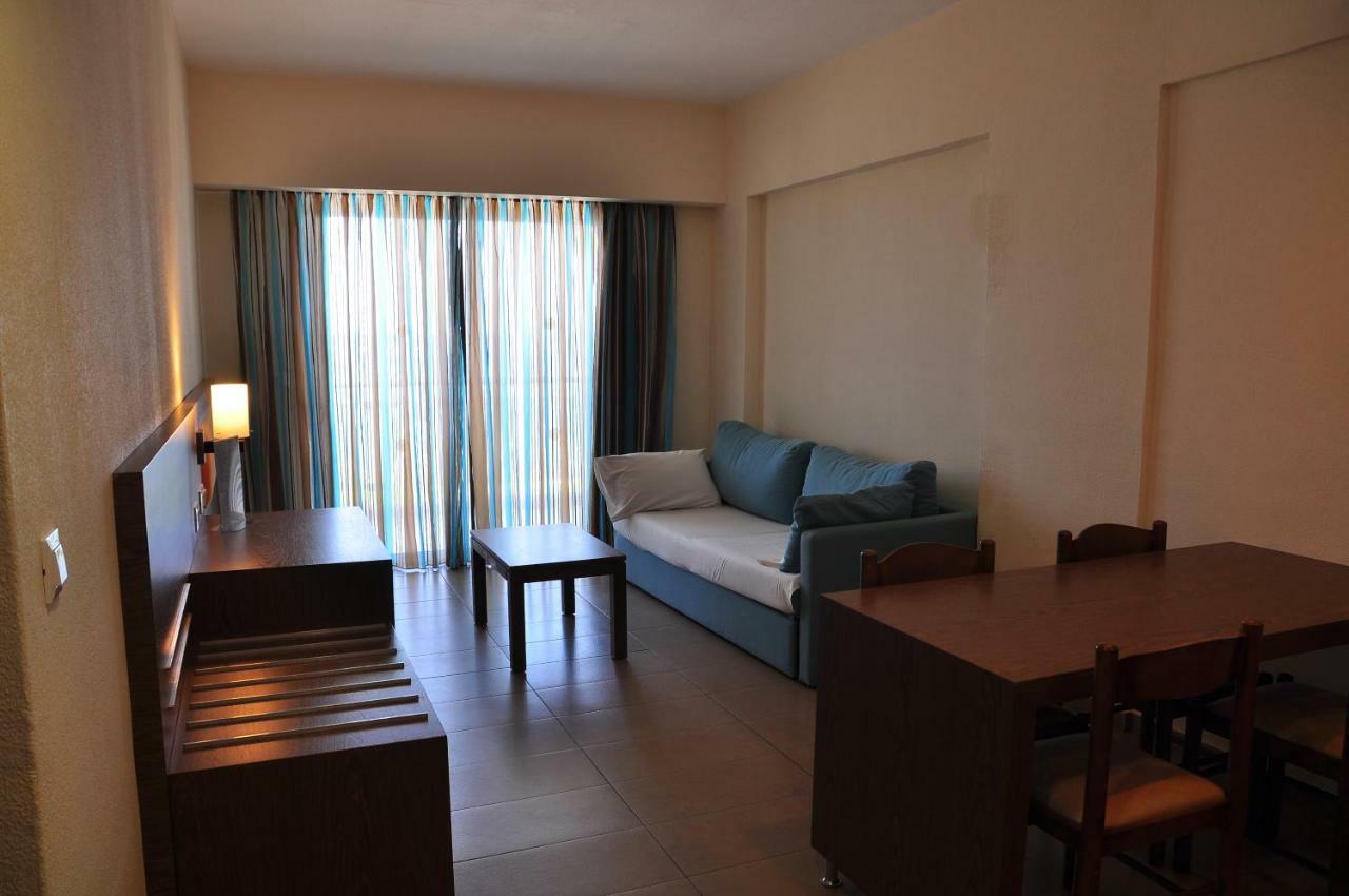 Sea Melody Beach Hotel Apartments Іялісос Екстер'єр фото